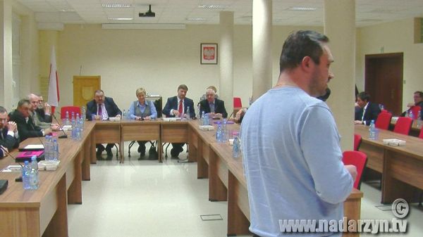 Relacja z XLI sesji Rady Gminy Nadarzyn - interpelacje i zapytania cz.II